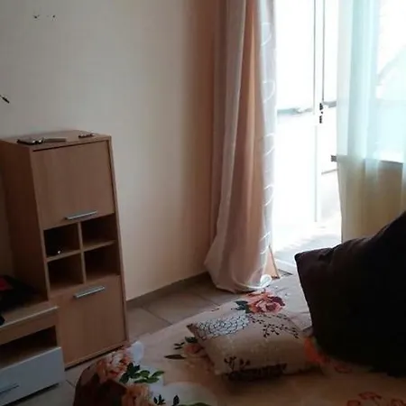 închiriem Garsoniera * Constanţa